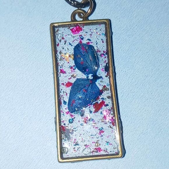 Handmade necklace - Picture 1 of 3